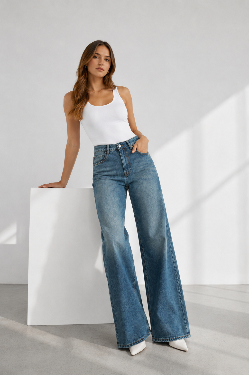 Kadın Yüksek Bel Wide Leg Bol Paça Yıkamalı Kot Pantolon