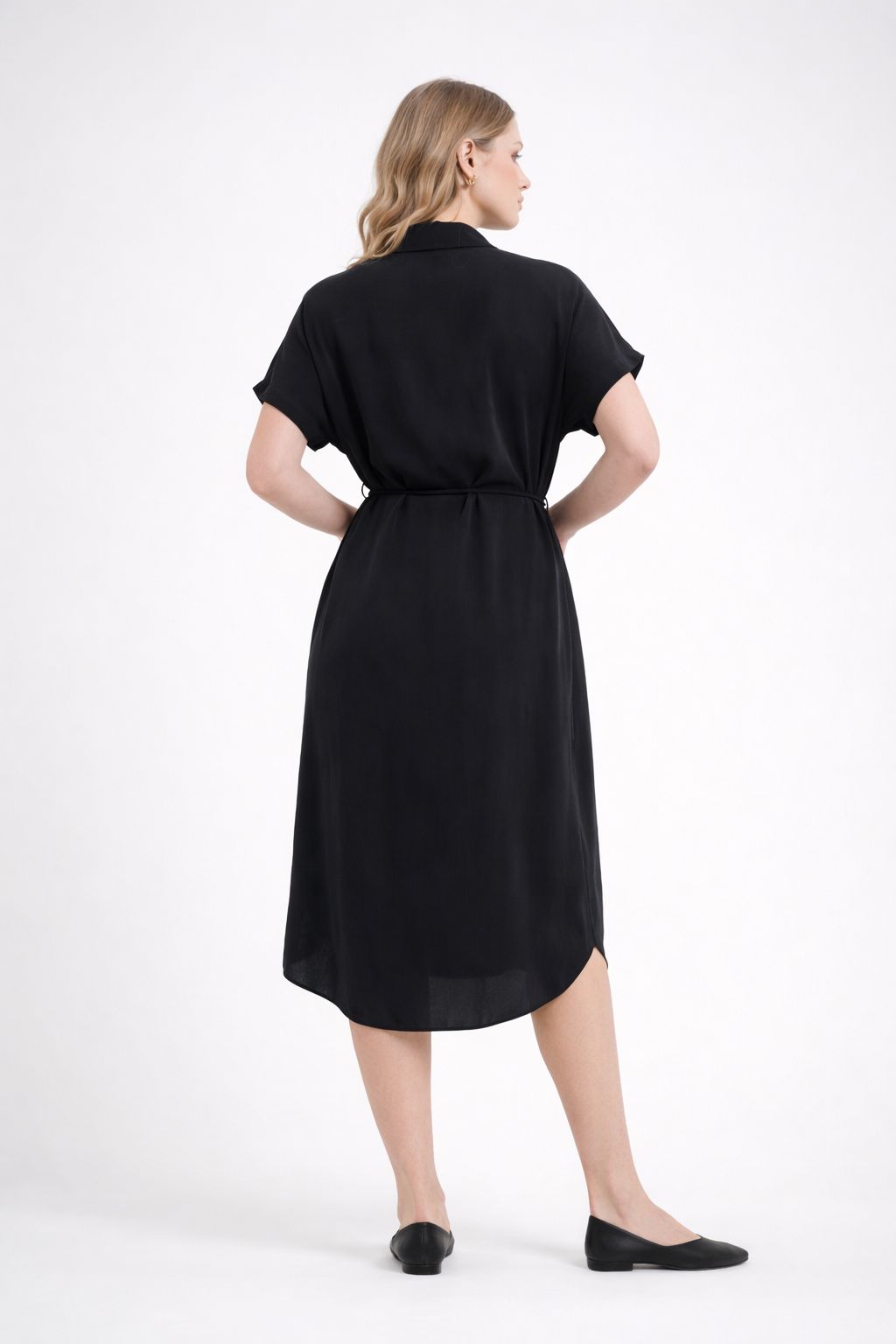 Kadın Siyah Bağcıklı Midi Elbise