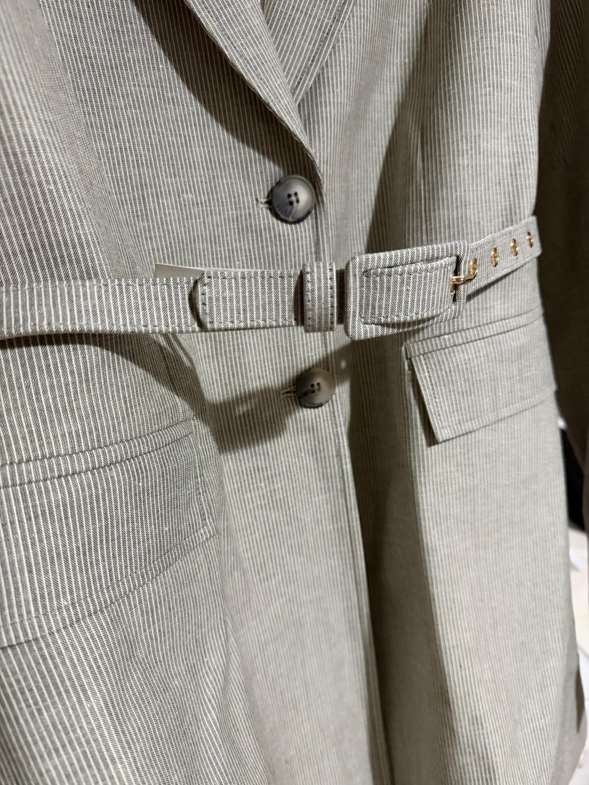 Kadın Kemer Detaylı Blazer Ceket Yüksek Bel Geniş Paça Pantolon Takım
